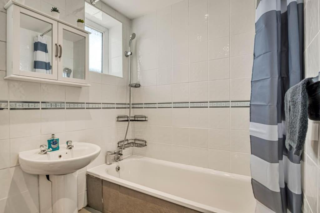 Lovely 3-Bed Clapham Common لندن المظهر الخارجي الصورة